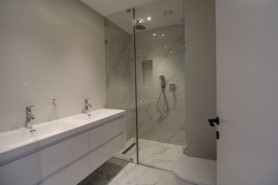 4 Bedroom Property for Sale in Camps Bay Western Cape